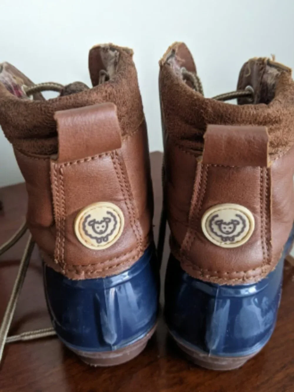 Adrienne Vittadini Girls Duck Boots - Size 1 - EUC